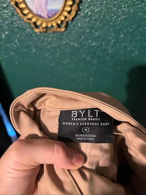Bylt Womens Tan Chino Pants Sz Medium - Image 3