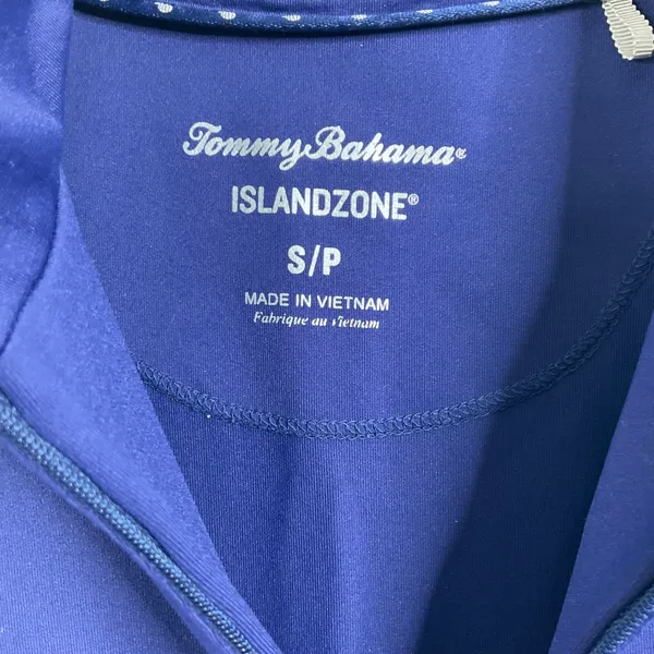 Tommy Bahama Navy Short Sleeve Islandzone Top‎ Size Small - Image 3