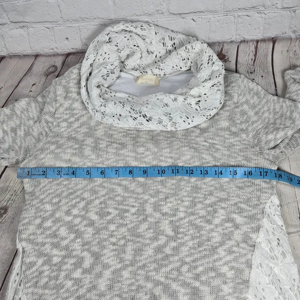 Altar'd State Gray White Lace Cowl Neck‎ Tunic Dress Layered Size M - Image 5