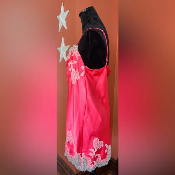 Vintage Victoria’s Secret slip dress - Image 3