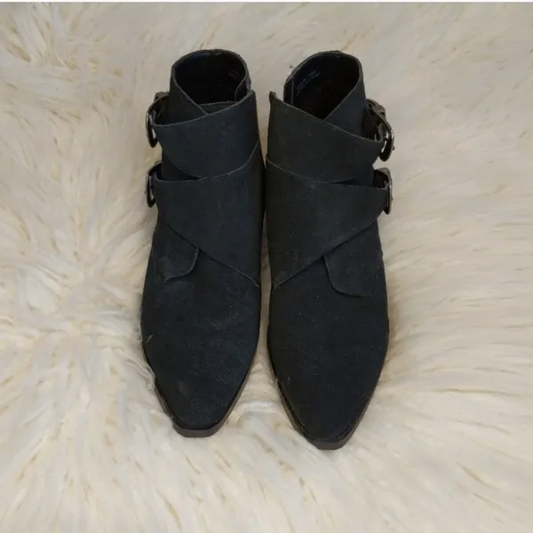 EUC Black Suede Thalia Western Pointed Toe Booties Silver Buckle Women's Size 9 - Image 2