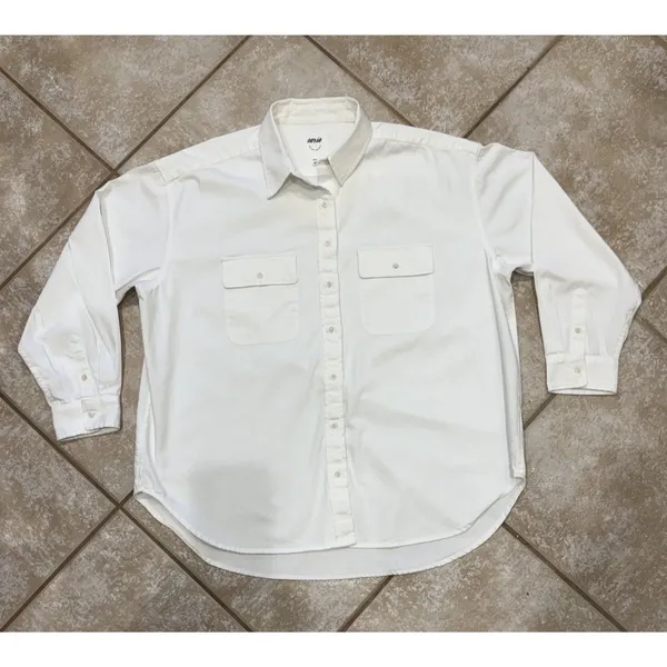 Aerie woman's white thick cotton relaxed button up shirt costal clean - Image 4