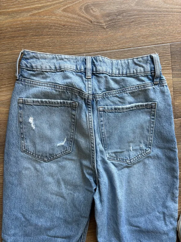 Garage low rise light wash flare distressed jeans woman’s size 5/27 - Image 5