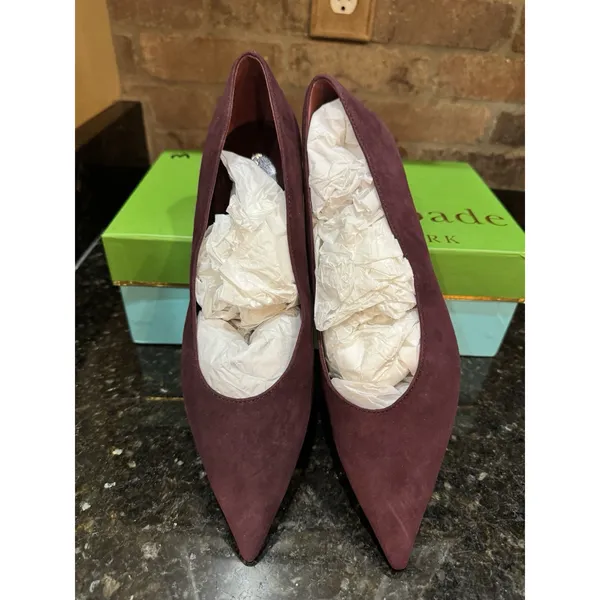 Kate Spade New York Deep Russet Dale suede pumps featuring a pointed toe Size 8 - Image 4