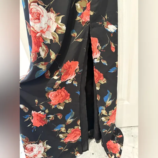Lulu's Off the Shoulder Floral Maxi Dress - Image 12