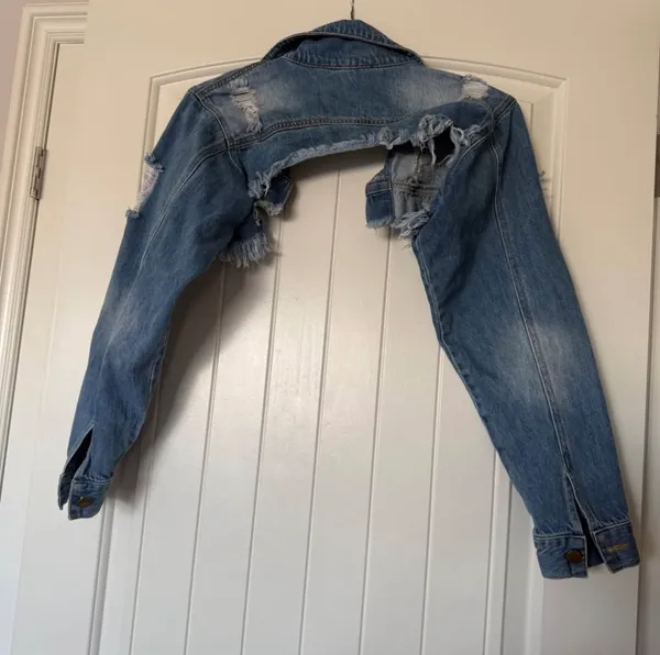 EXTREMELY RARE Y2K Distressed Denim Bolero Jacket 💙 Viral Pinterest Fairy Grunge Crop - Image 5