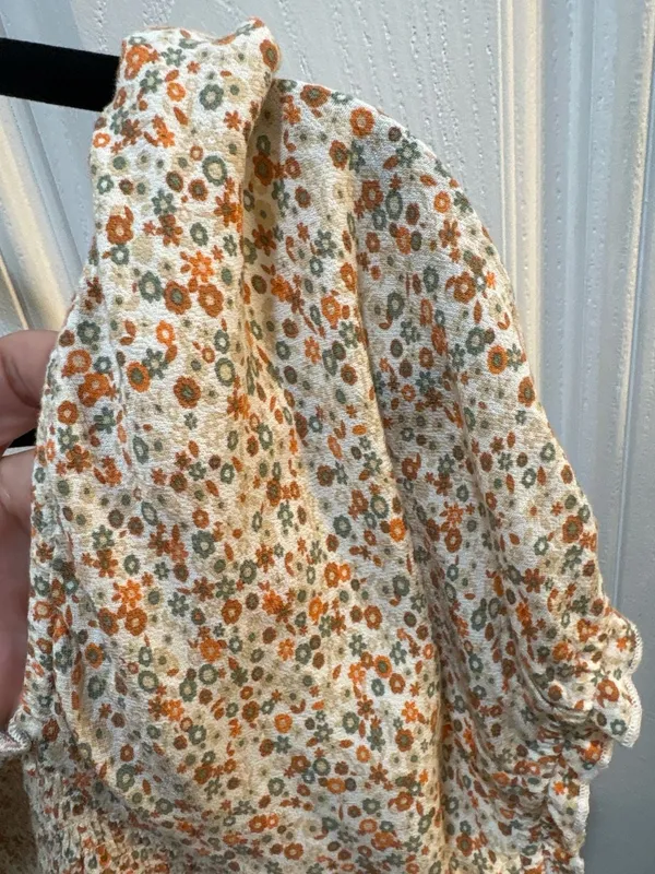 Aerie Floral Smocked Puff Sleeve Crop Top Size XL - Image 3