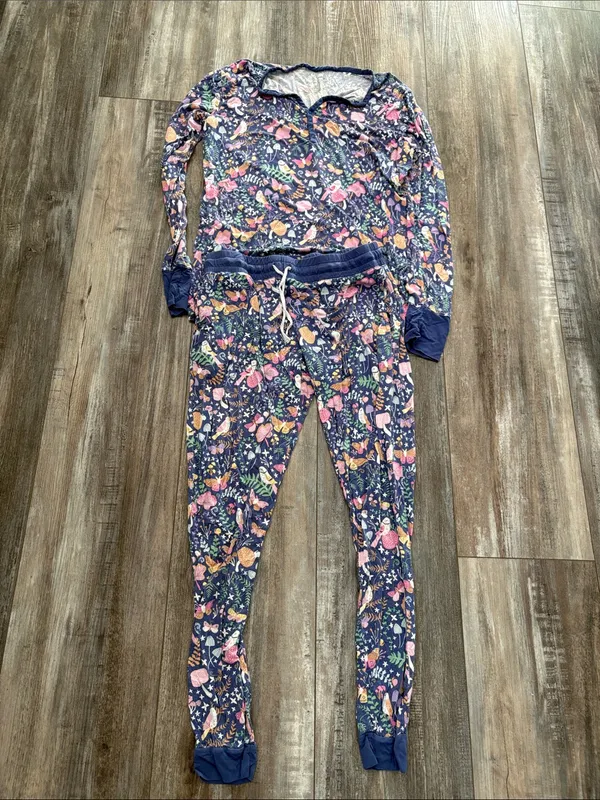 Little Sleepies Woodland Magic Twilight Women’s pajama set size small - Image 4