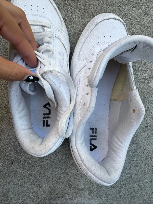 Fila women’s White Low-Top Leather Sneakers - Image 5