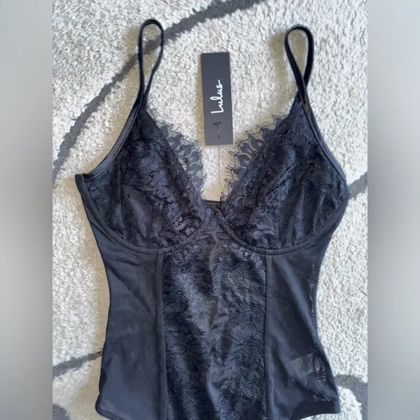Lulus Draw You In Black Sleeveless Lace Bustier Bodysuit - Size XS - Image 3