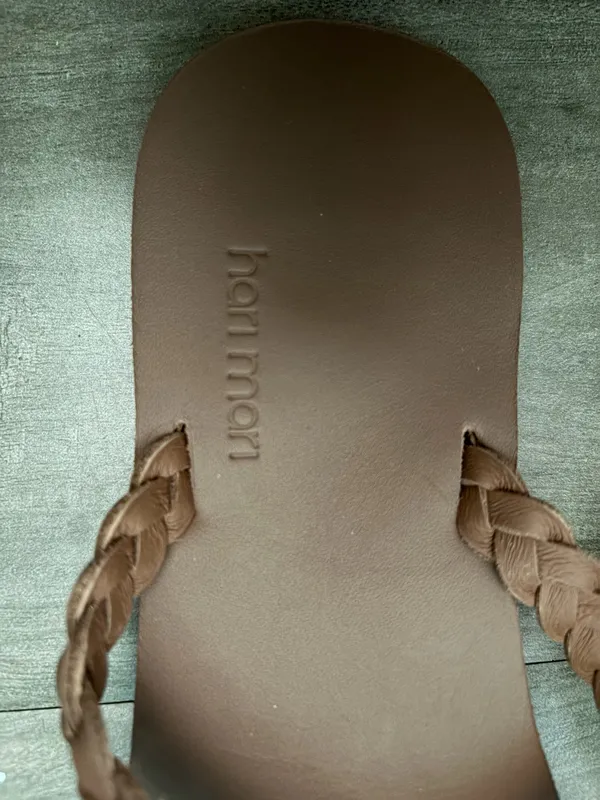 Hari Mari Braided Flip flops Brown Size 6 - Image 3