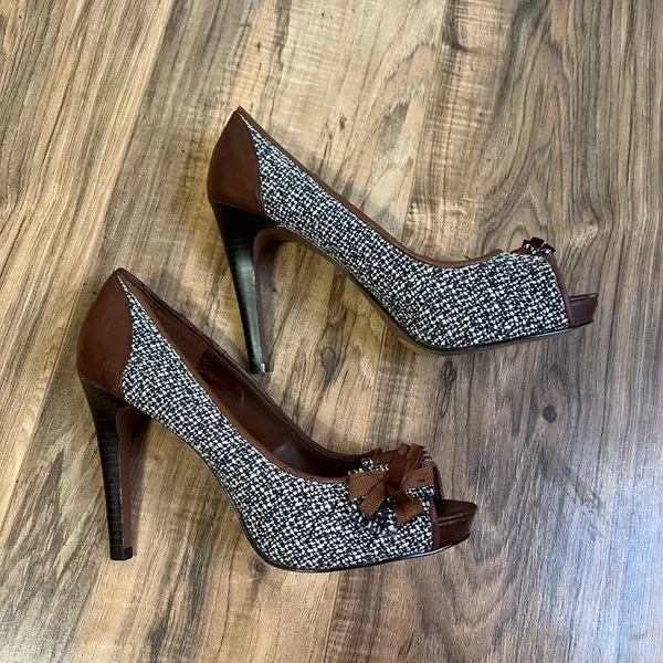 Lela Rose‎ heels 7.5 Brown - Image 3
