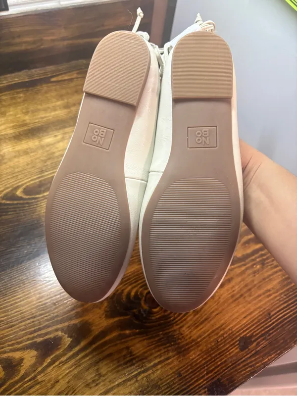 No boundaries Beige lace up flats size 9.5 - Image 5