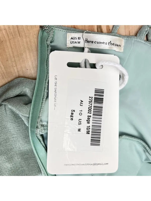 Here Comes The Sun Whats Happening Sage Green Dress Size Medium NWT Clean Girl - Image 8