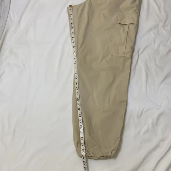 Uniqlo,Women’s ,Cream, Long, Cargo Pants With Elastic Ankle.Size-Large. - Image 7
