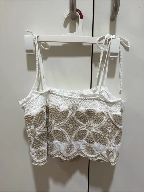 Illa Illa White and Tan Pattern Tiered Maxi Skirt and Top Set - Image 16