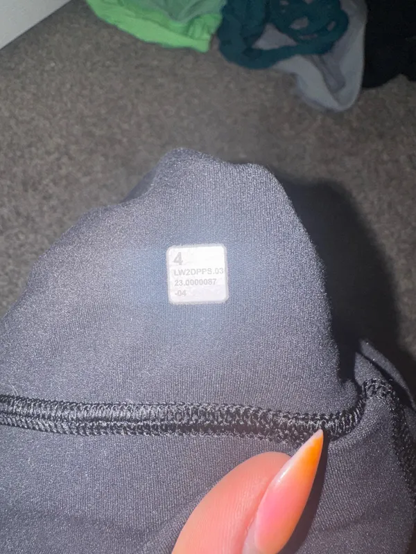 Lululemon sports bra - Image 5