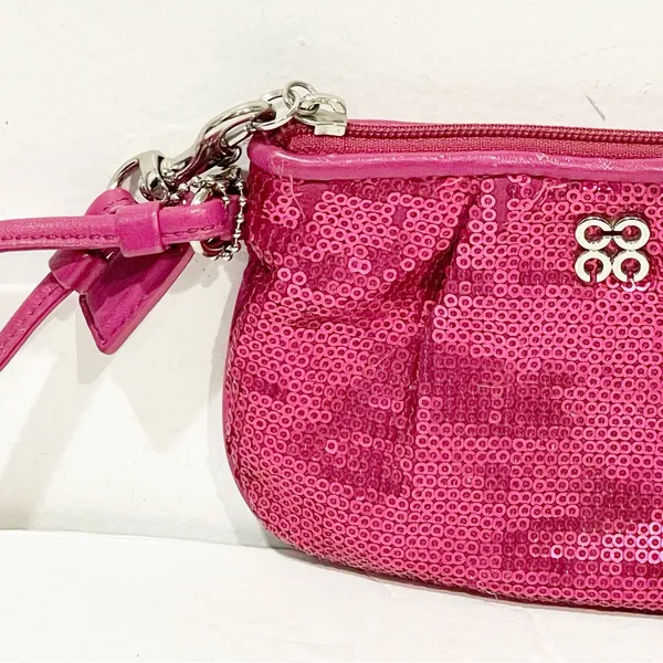 Coach‎ Audrey Pink Sequence Small Wristlet Evening Clutch RARE - Image 2