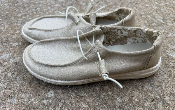 Hey Dude Wendy Stretch Sparkling Beige Shoes Womens Size 8 - Image 3