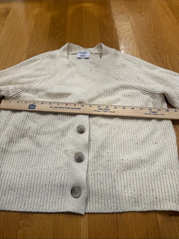 Old Navy women’s button down cardigan sweater size medium. - Image 2