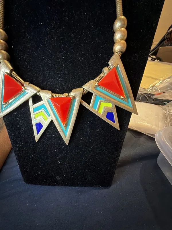 Vintage 1980s Geometric Triangle Bib Statement Necklace Gold - Image 4