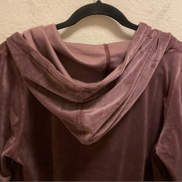 Sundance Aurora Purple Velour Drawstring Hoodie Size Small - Image 9