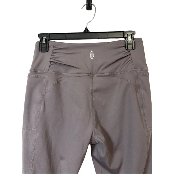 FP Movement Leggings Womens Small Mauve High Rise Ruched Side Pocket Crop Capri - Image 5
