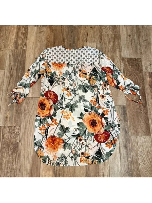 Anthropologie Fig & Flower Top White Multi Floral 1/4 Button 3/4 Sleeves Tunic - Image 3