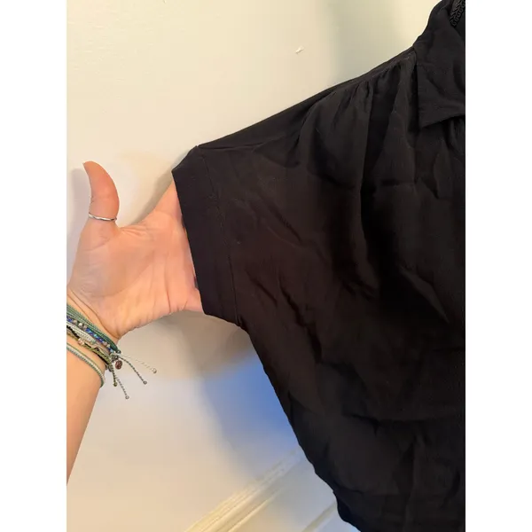 Madewell Central Drapey Shirt in True Black #F9367 Short Sleeve Button Blouse - Image 2