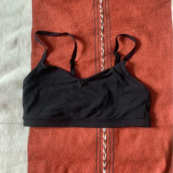 Athleta convertible sports bra - Image 2
