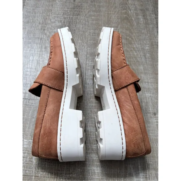 Born Contessa Tan Leather Chunky Platform Loafers Women’s 6 Lug Sole Slip On - Image 11