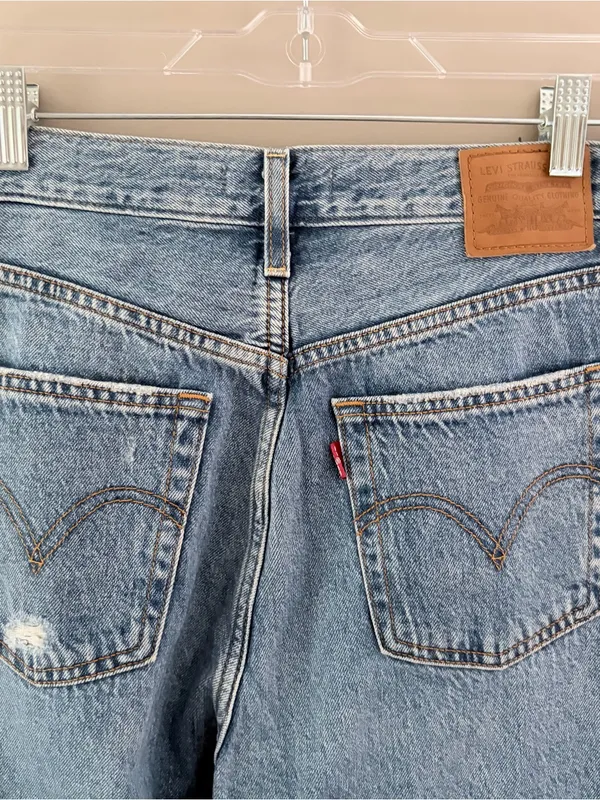 Levi's Premium Ribcage Straight Ankle Distressed Light Wash Jeans Size 28 - Image 7