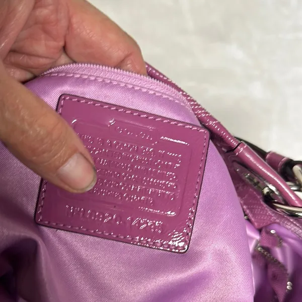 Coach Pink Tote Bag with Signature Design - Image 12