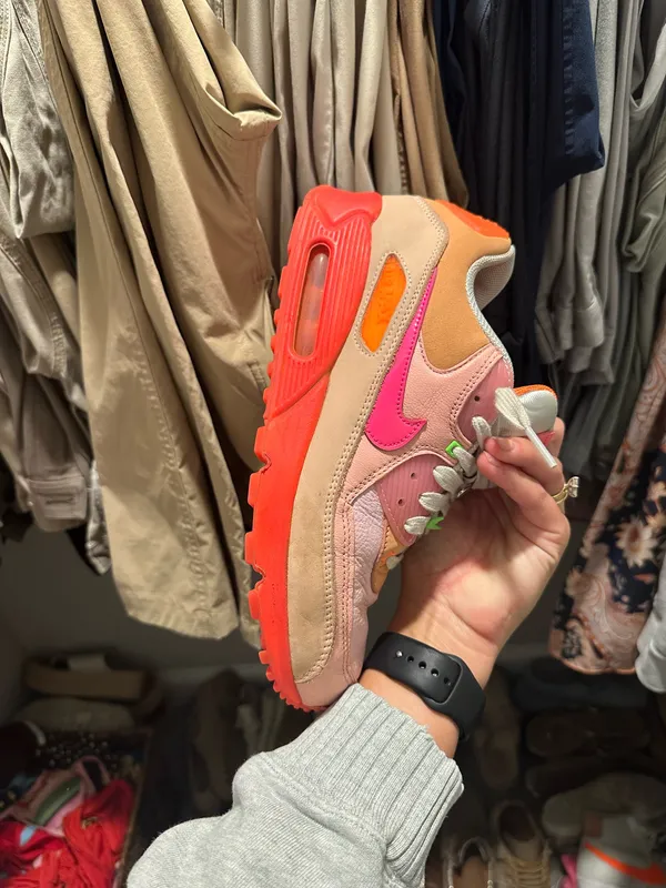 Nike Women’s Shoes 10 Air Max - Image 6