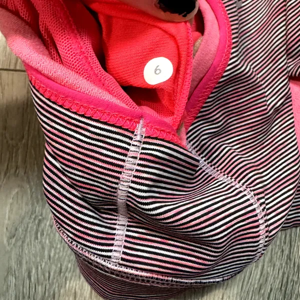 Lululemon Womens Run Stuff Your Bra‎ Pink Striped Sports Bra Size 6 - Image 6