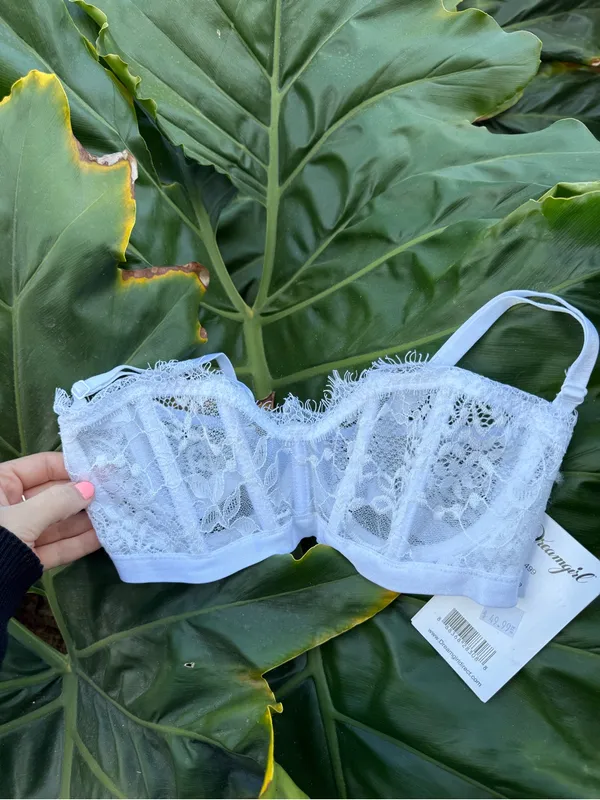 Dreamgirl White Lace Lingerie bra sz Small - Image 2