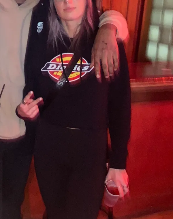 Dickies Black Cropped Hoodie - Image 2