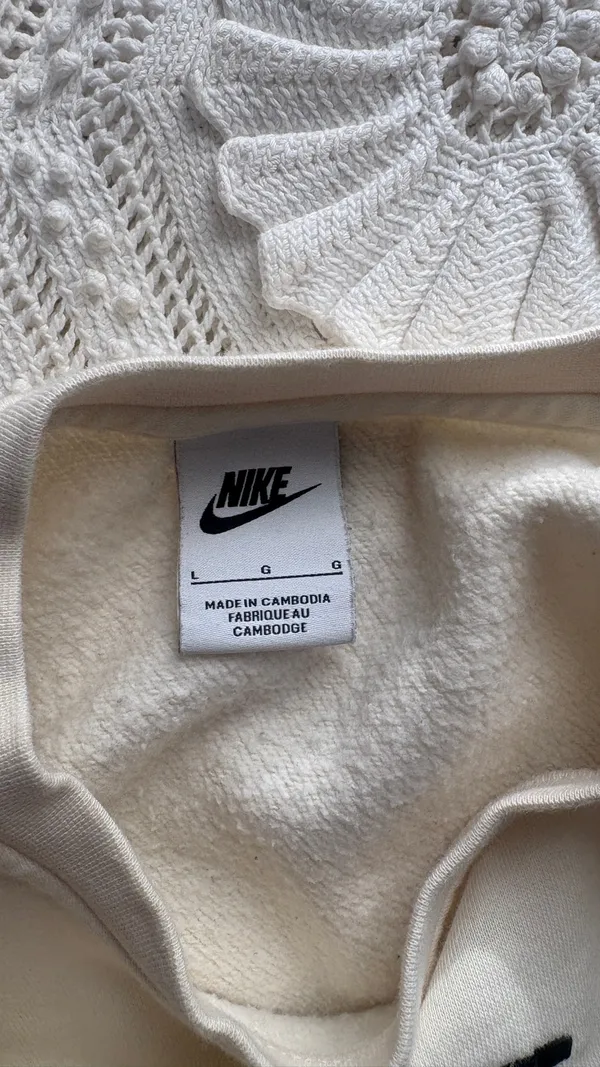 Nike Crewneck - Image 2
