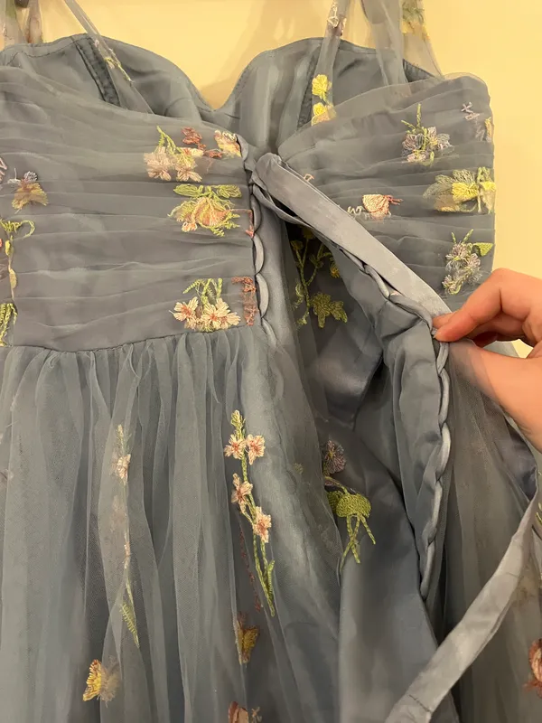 Blue Floral Prom / Formal Dress SZ 18 - Image 6