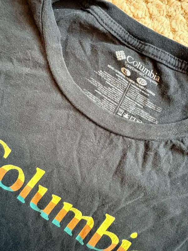 Columbia T-Shirt - Image 3