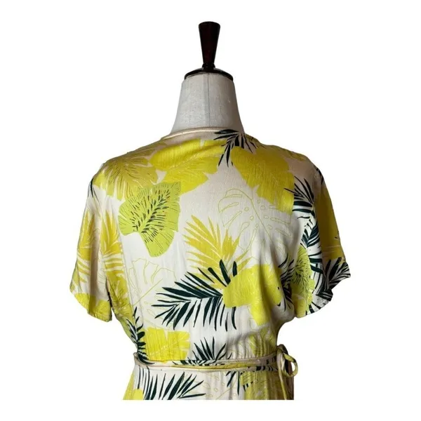Dress Forum Wrap‎ Dress Womens M Yellow Floral Tropical Short Sleeve Mini - Image 5
