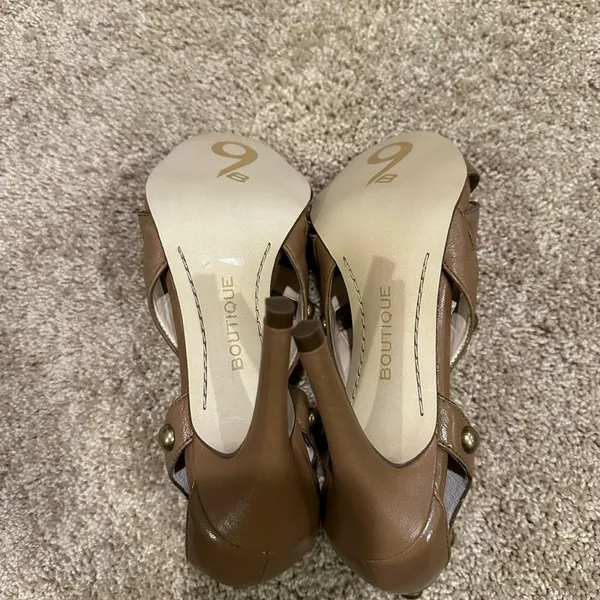 Boutique 9‎ Leather Studded Heels Size 6 - Image 4