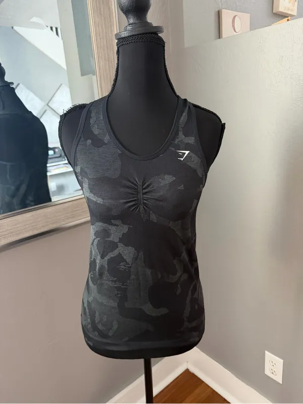 Gymshark Adapt Camo Seamless Tank Top Black Athletic Gym Training Small. - Image 2