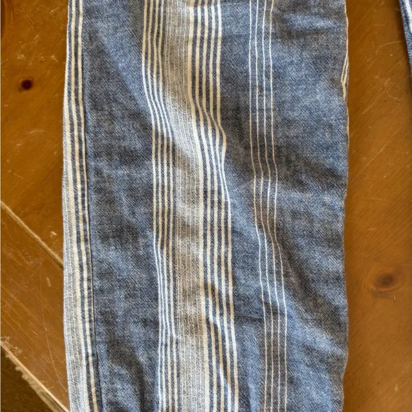 Old Navy Navy and White Striped wide leg linen pants - Image 2