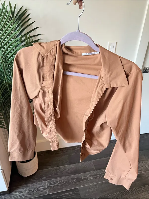 Lightweight Vegan Leather Crop Jacket - Image 2