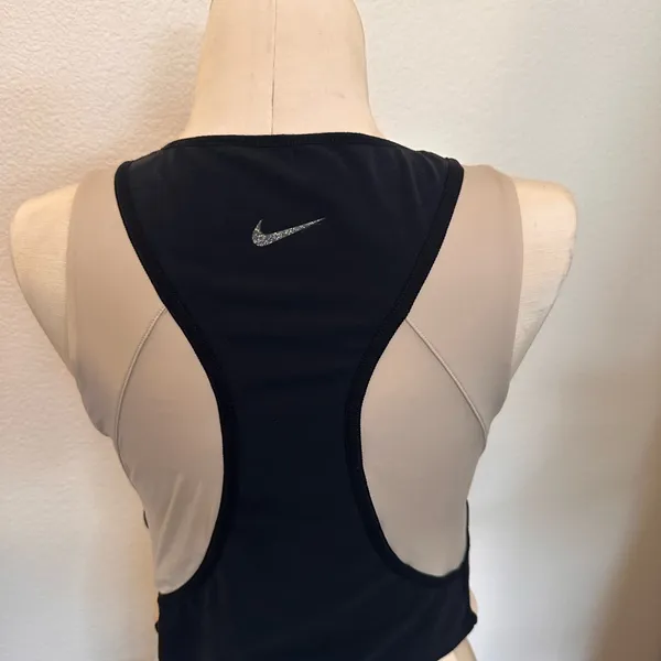 Nike Drift Crop Top Size XS/Small athletic women’s - Image 3