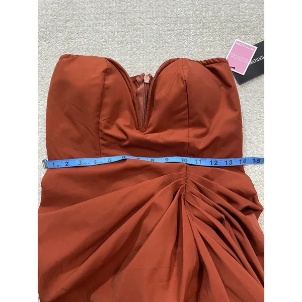 PRETTYLITTLETHING Rust Satin Strapless Ruched Side Slit Midi Dress Size 6 - Image 15