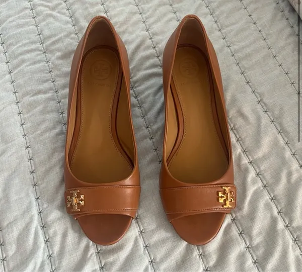 Tory Burch wedge - Image 2