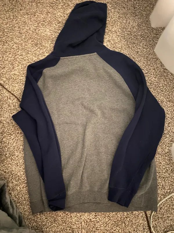 Colosseum Penn State Sweatshirt - Image 3