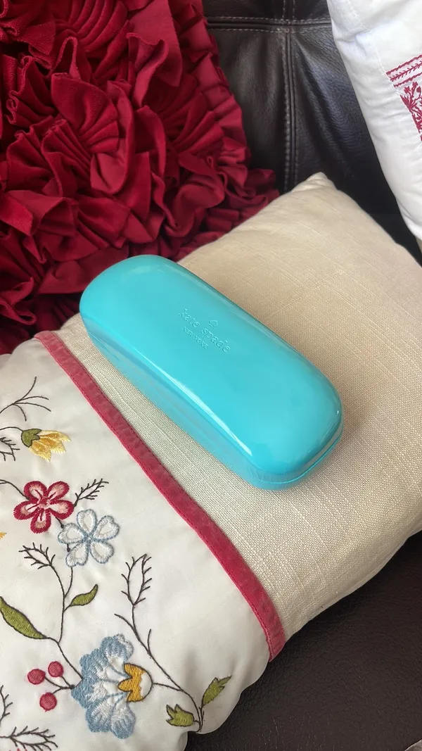 Kate Spade sunglasses case NEW - Image 4